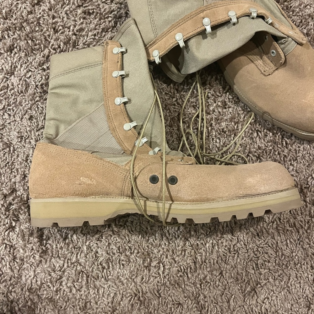 Made in USA Military Desert Tan Army Combat Flight Work Boots Suede Vibram